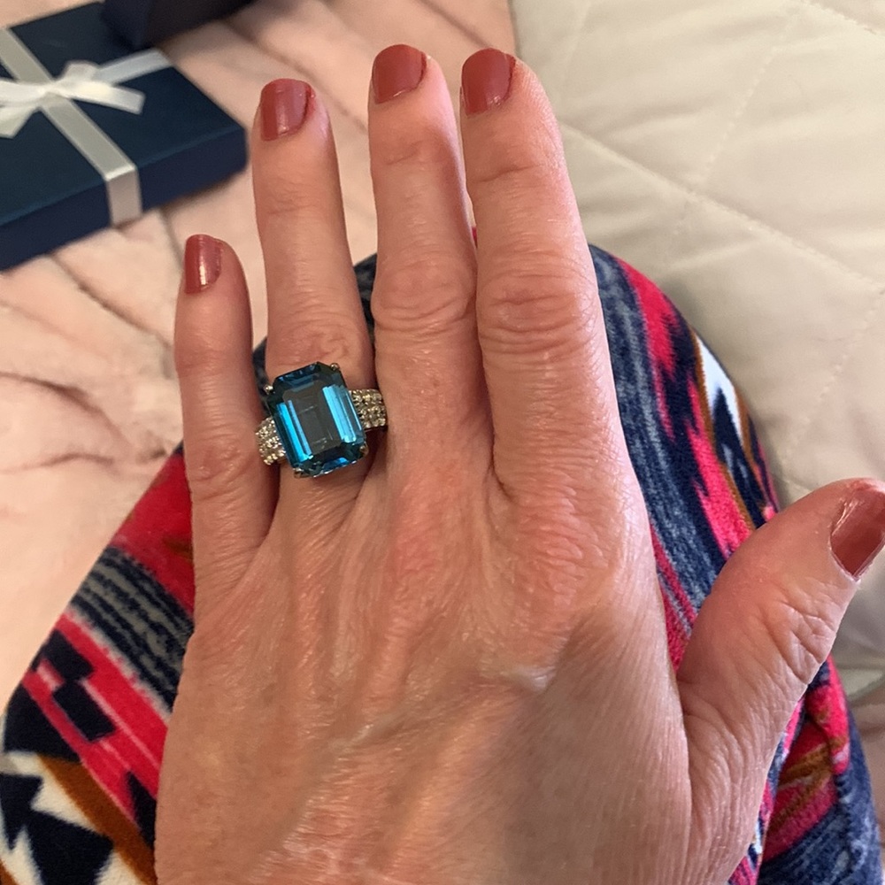 🎉EXQUISITE 💙SZ 6 GORGEOUS GENUINE LONDON BLUE TOPAZ/WHITE TOPAZ!
Platinum/Silver - Picture 13 of 13